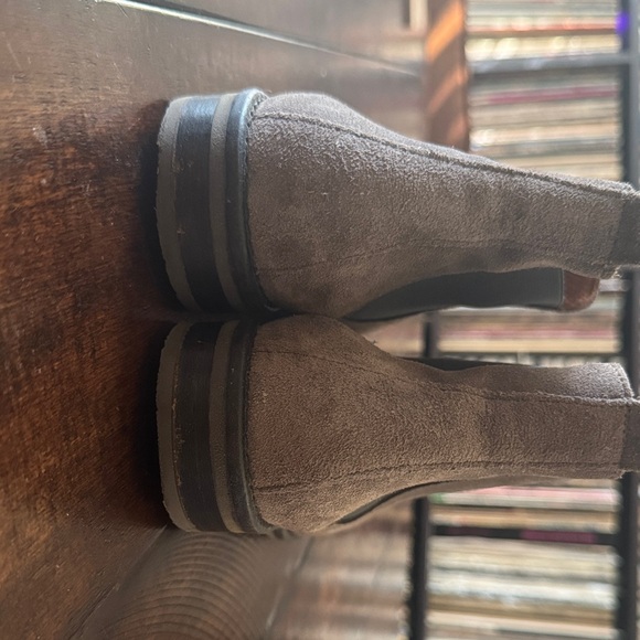 Jack Wills  Chelsea Boots - Taupe - Picture 5 of 7